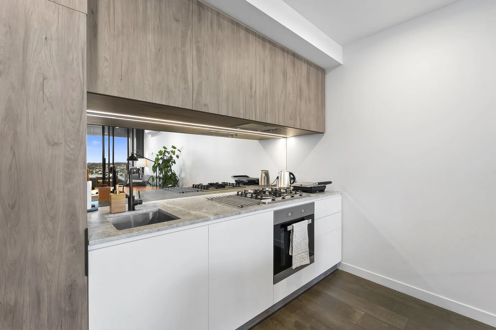 Additional image 3 of 1903/107 Alfred Street, Fortitude Valley QLD 4006