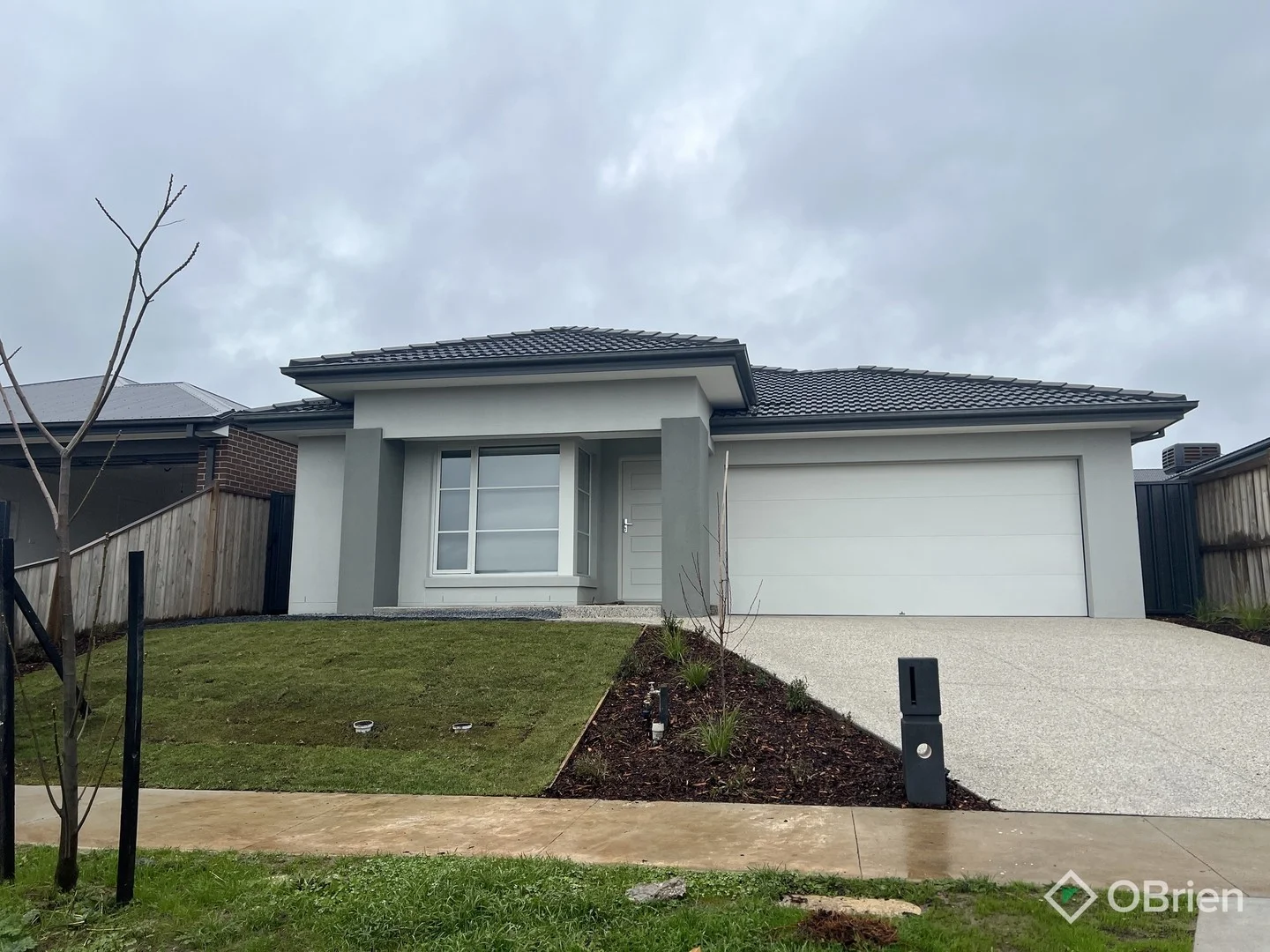 6 Snows Hill Avenue, Warragul VIC 3820