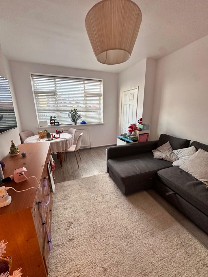 Additional image 8 of 3 Bed Semi-Detached House, Galsworthy Road, S5, N1 7GU