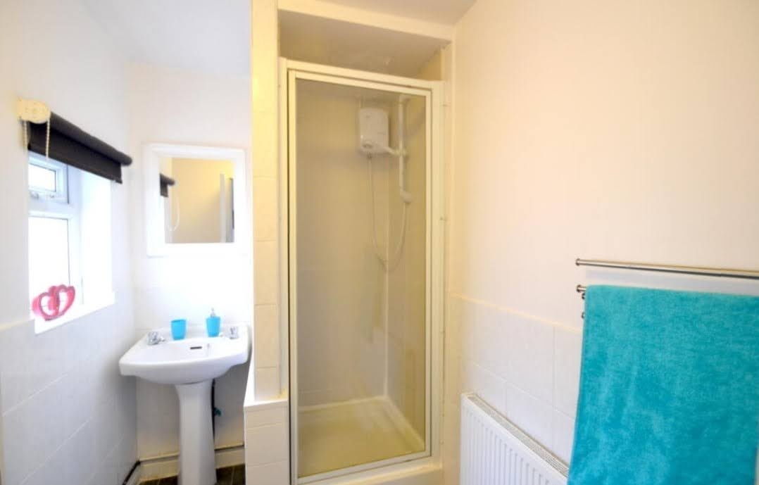 Additional image 9 of Room in a Shared House, Lower Road, NG9, N1 7GU