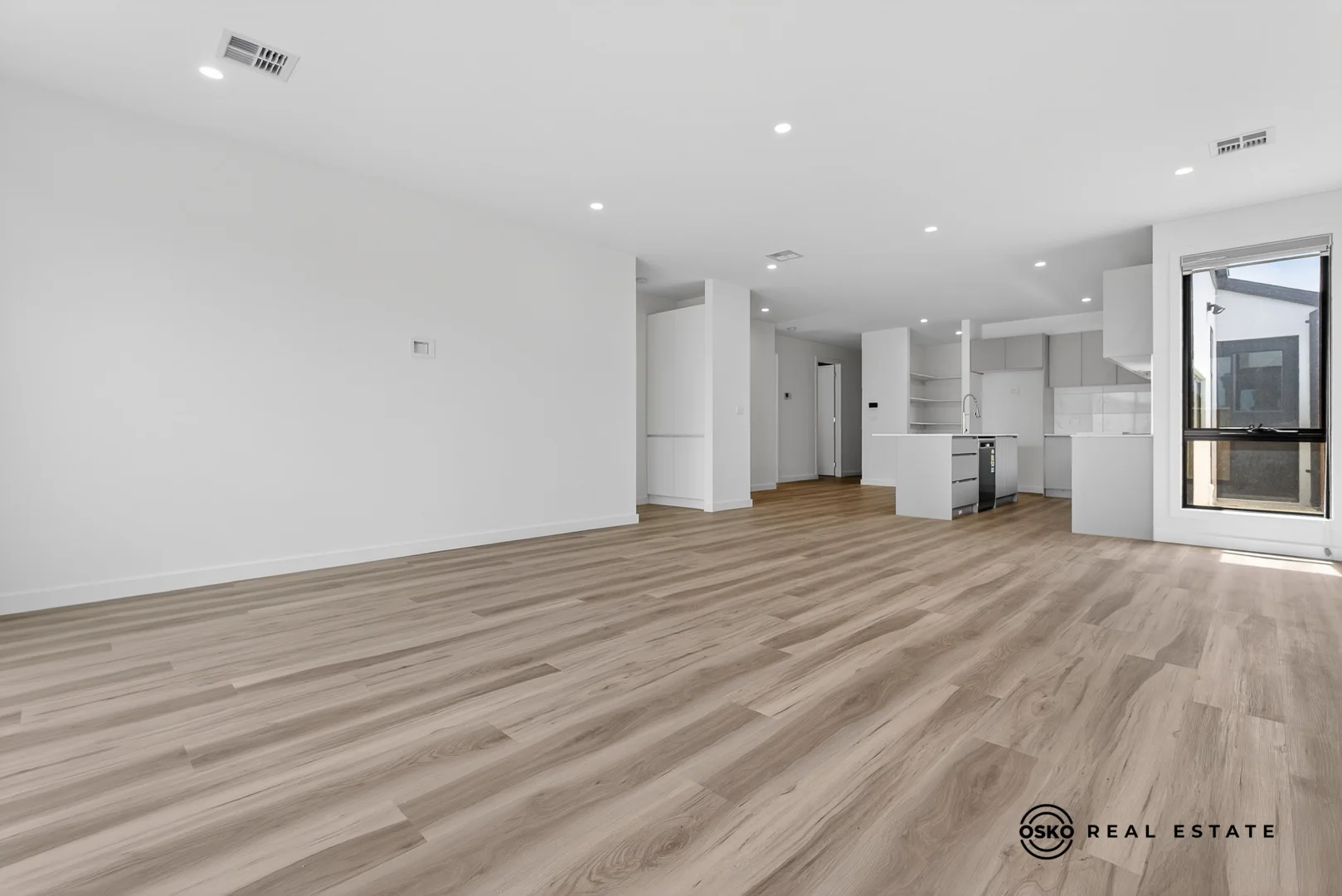 Additional image 8 of 50 Penstone Crescent, Lara VIC 3212