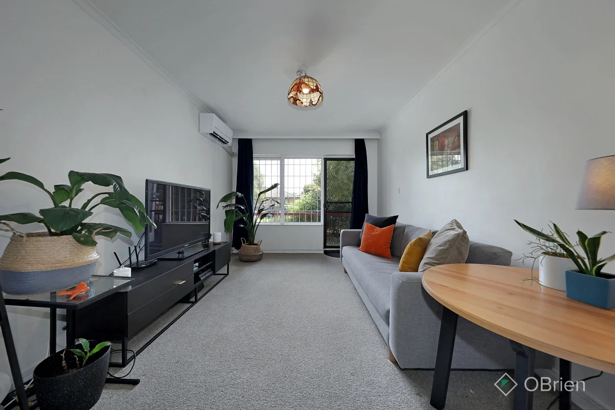 1/60 Mimosa Road, Carnegie VIC 3163