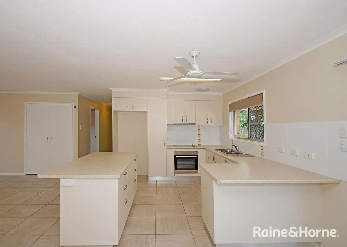 19B Limpus Street, Urangan QLD 4655
