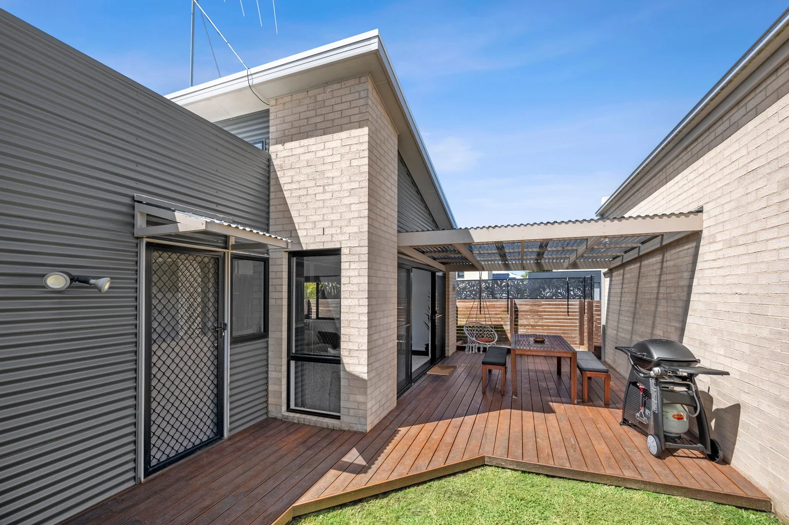 Additional image 16 of 147 Fischer St, Torquay VIC 3228