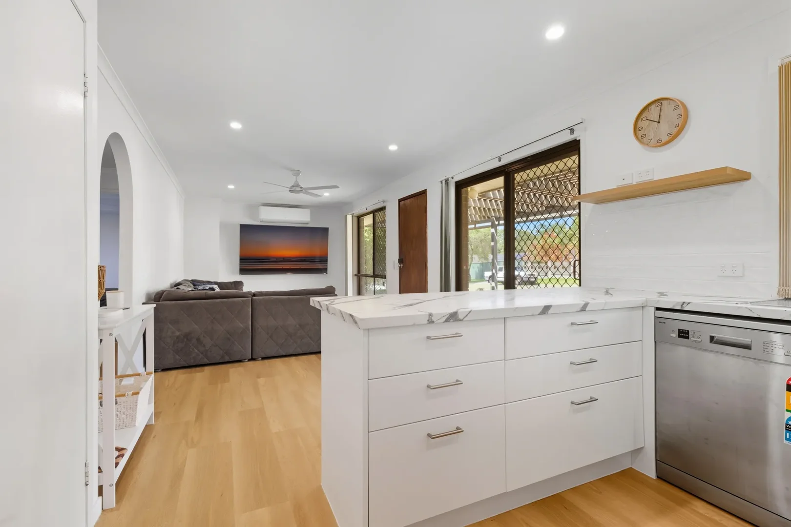 1/8 Morinda Way, Labrador QLD 4215 photo 4