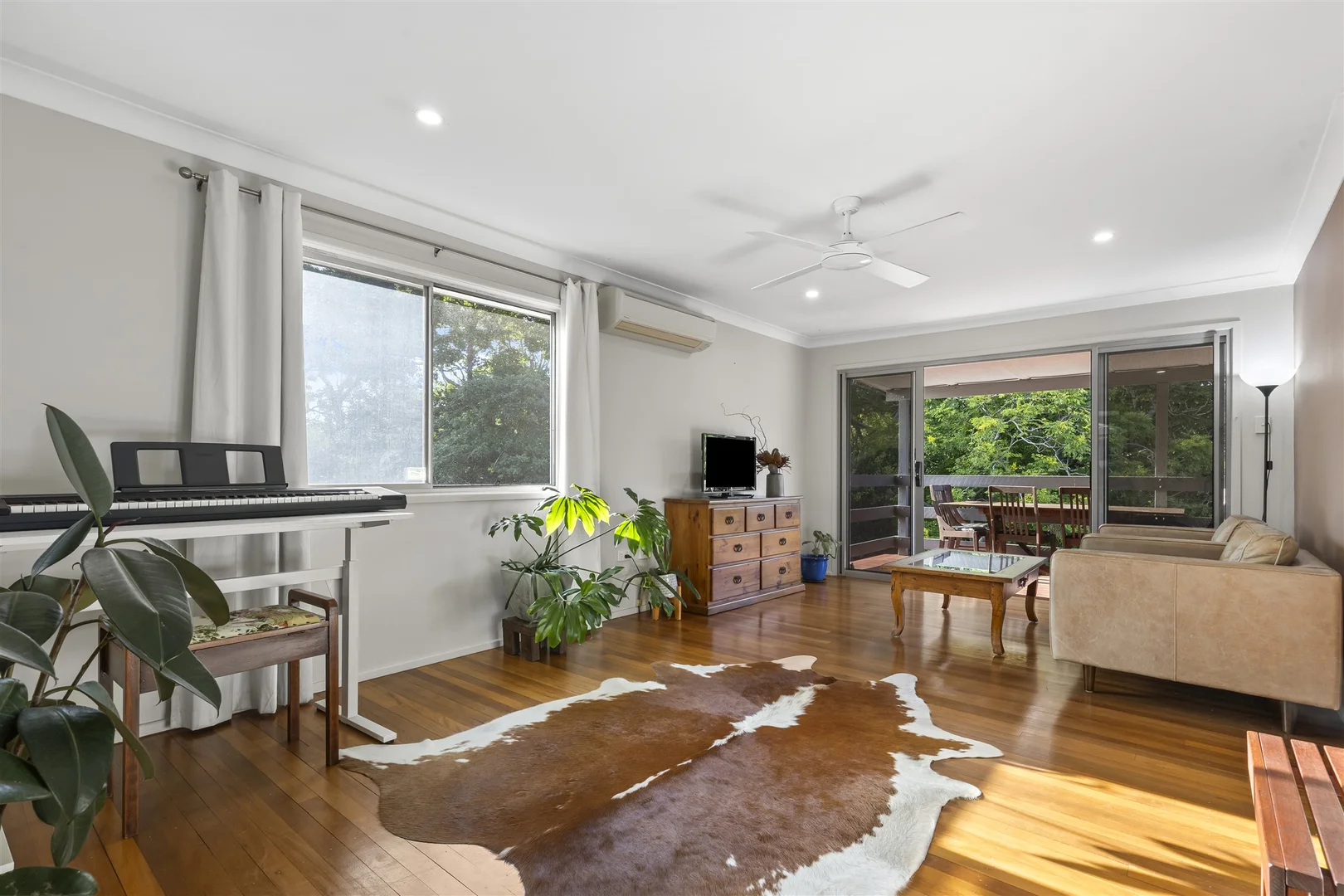 63A Burrendah Road, Jindalee QLD 4074 photo 2