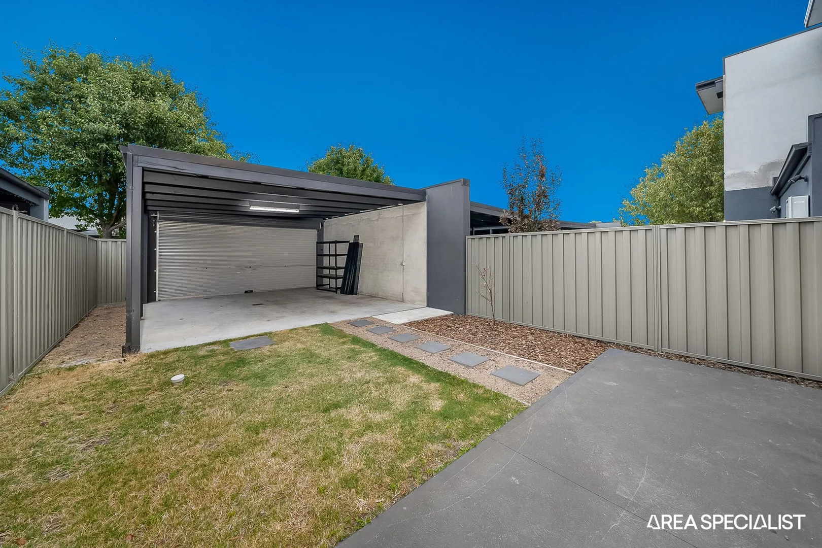 Additional image 10 of 27 Elmslie Drive, Cranbourne East VIC 3977