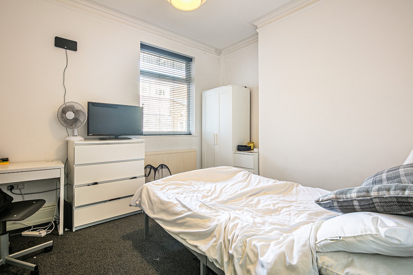Additional image 4 of 1 Bed Flat, Pomona Street, S11, N1 7GU