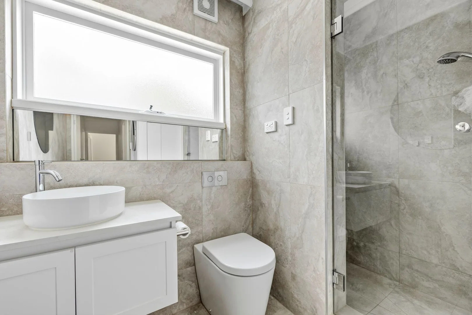Additional image 5 of 3/264 Neerim Road, Carnegie VIC 3163