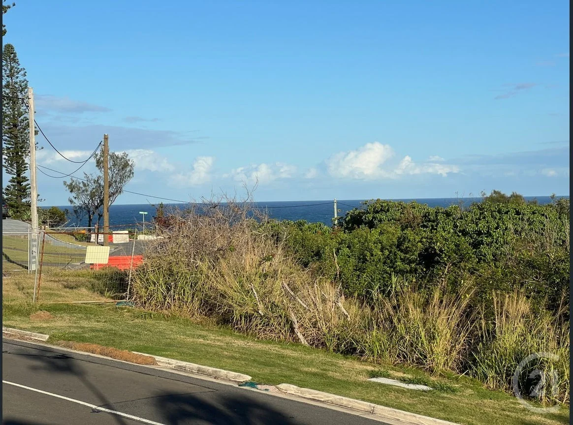 Additional image 10 of 2/17 Sobraon Street, Sunrise Beach QLD 4567