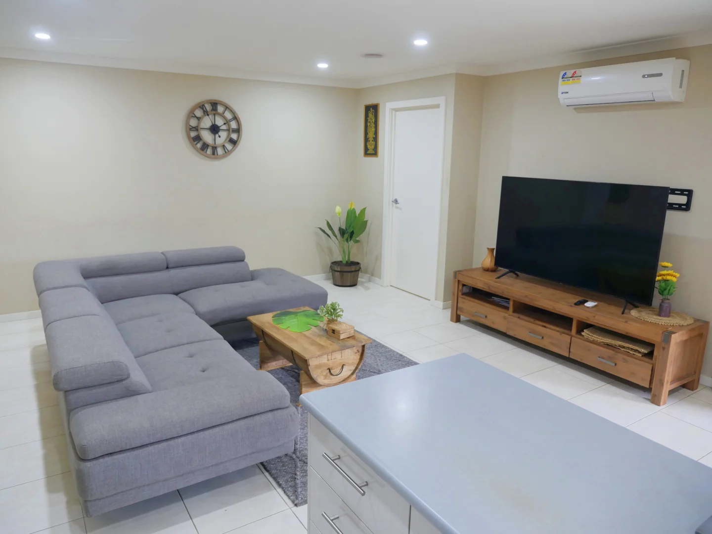 Additional image 10 of 3 Hinkler Crescent, Brookfield VIC 3338
