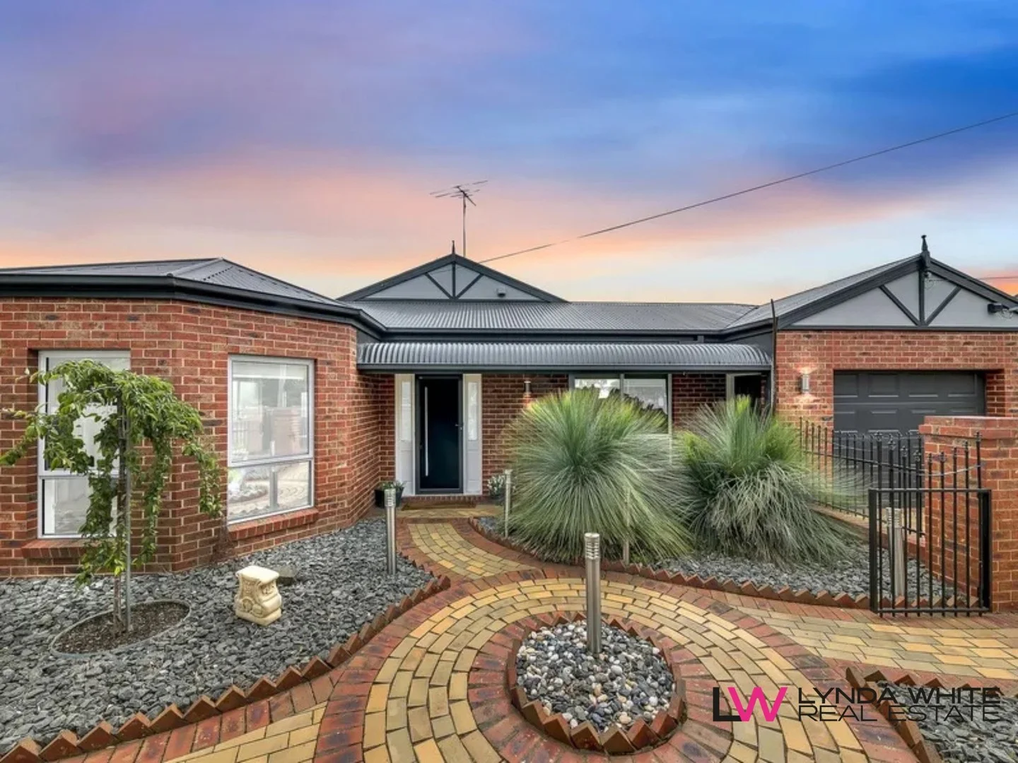 99 Carr St, East Geelong VIC 3219