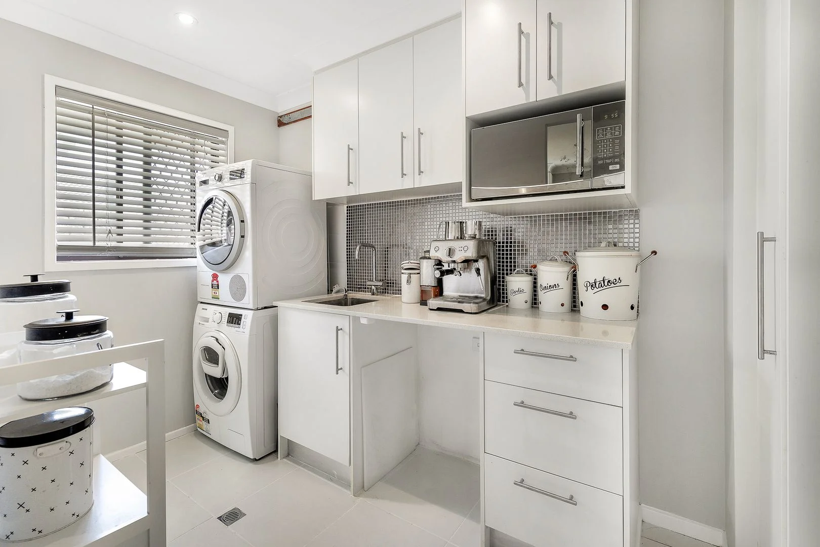 Additional image 14 of 28 Margaroola Ave, Biggera Waters QLD 4216