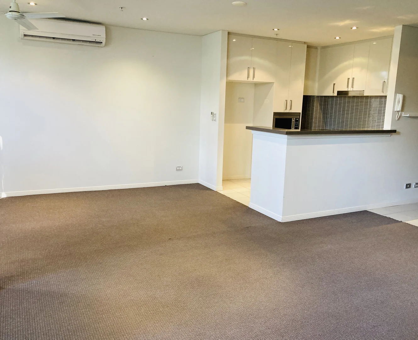 Additional image 3 of 402/4 COMO CRES, Southport QLD 4215