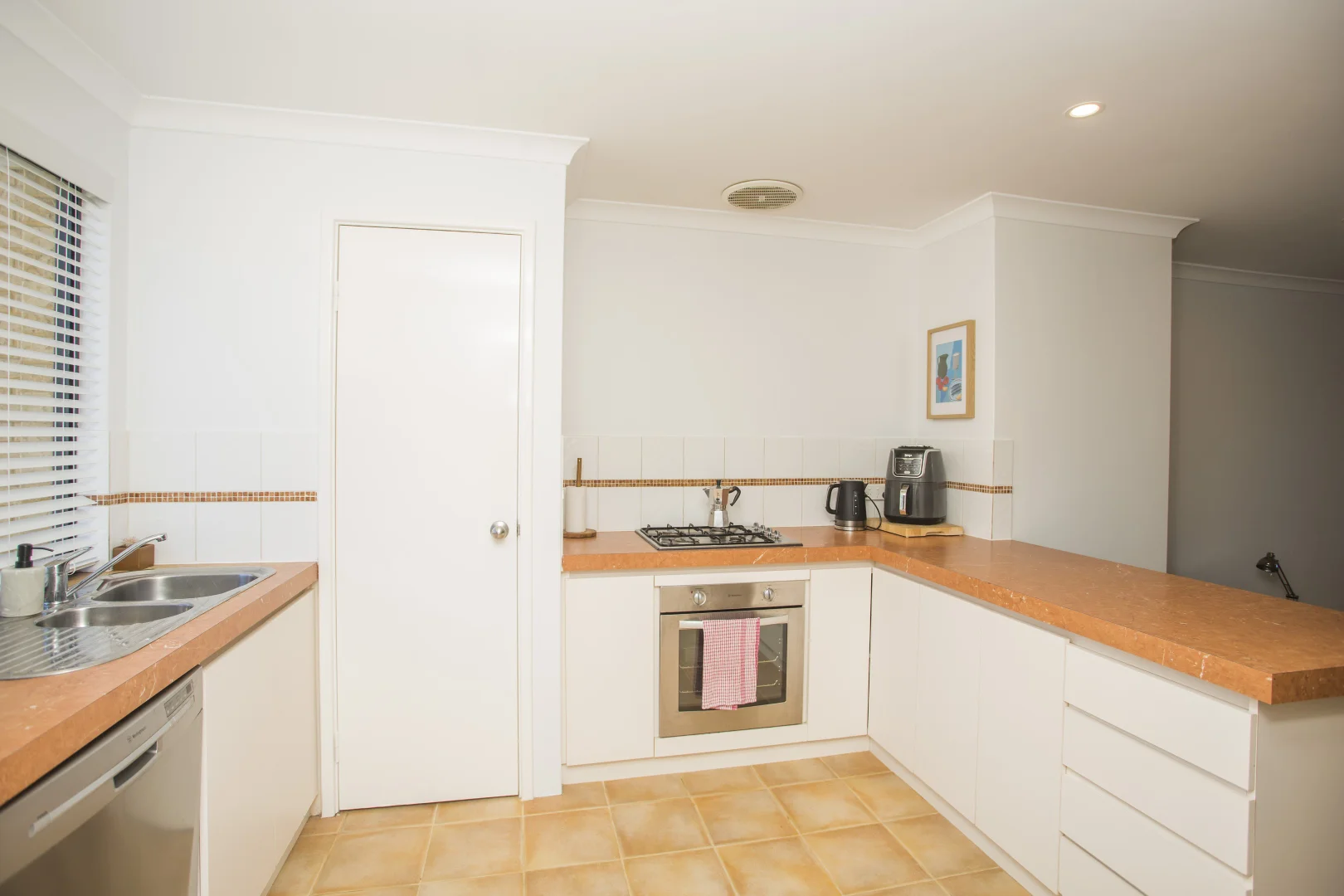 Additional image 8 of 14/89 Forrest Road, Hamilton Hill WA 6163