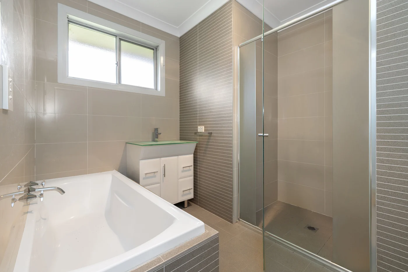 Additional image 6 of 36 Chisholm Road, Catherine Field NSW 2557
