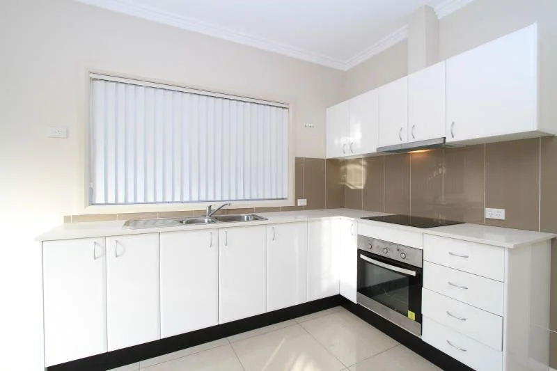 323a1 Elizabeth Drive, Mount Pritchard NSW 2170
