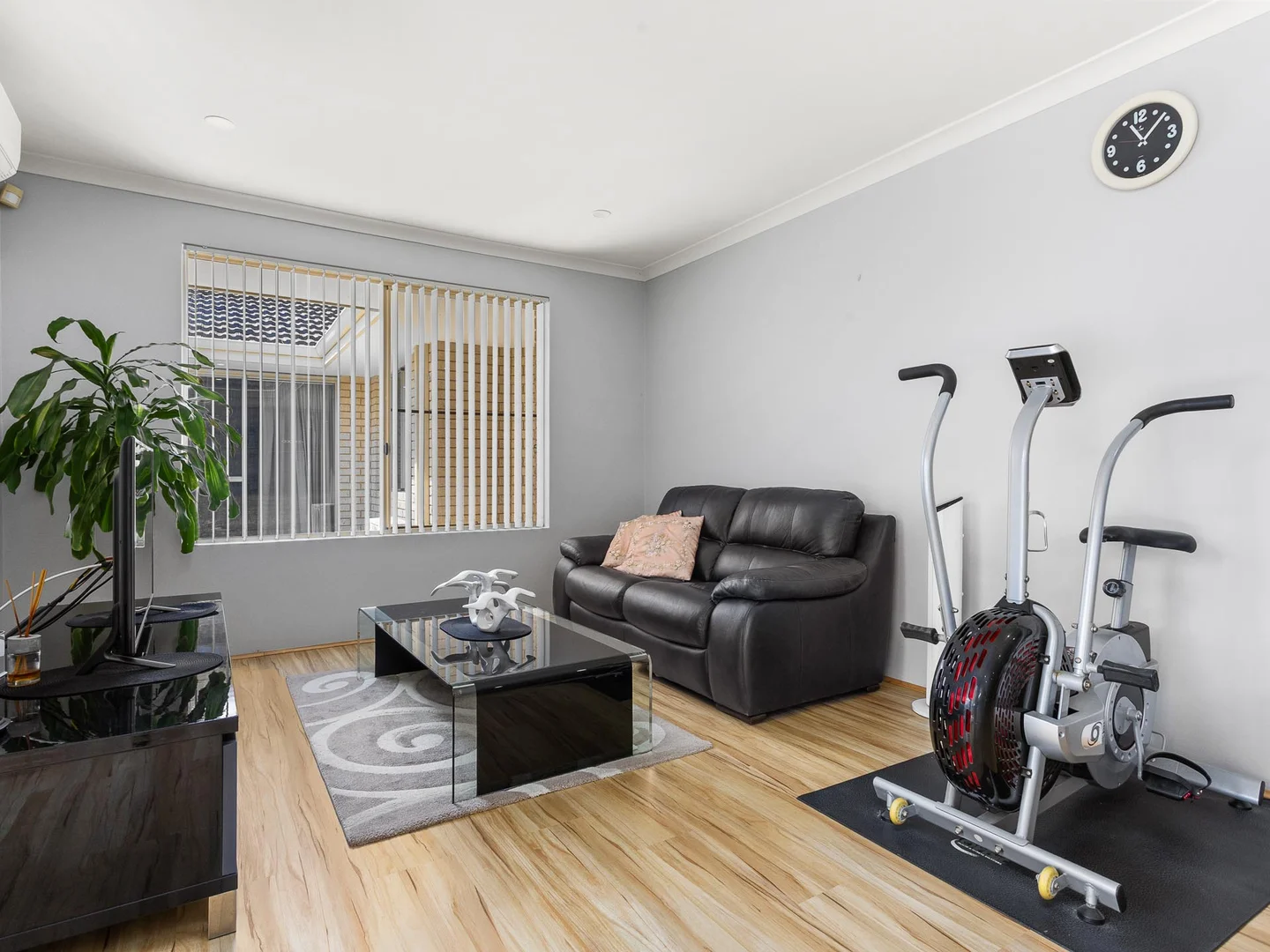 Additional image 3 of 16 Garland Court, Kardinya WA 6163