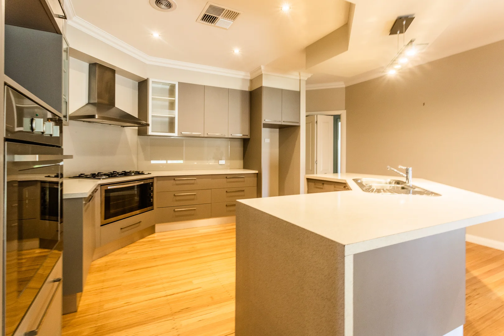 17 Forfar Drive, Moama NSW 2731 photo 4