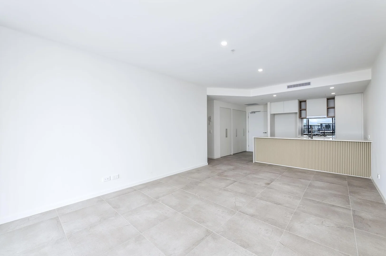 Additional image 4 of 2810/10-12 Sickle Avenue, Hope Island QLD 4212