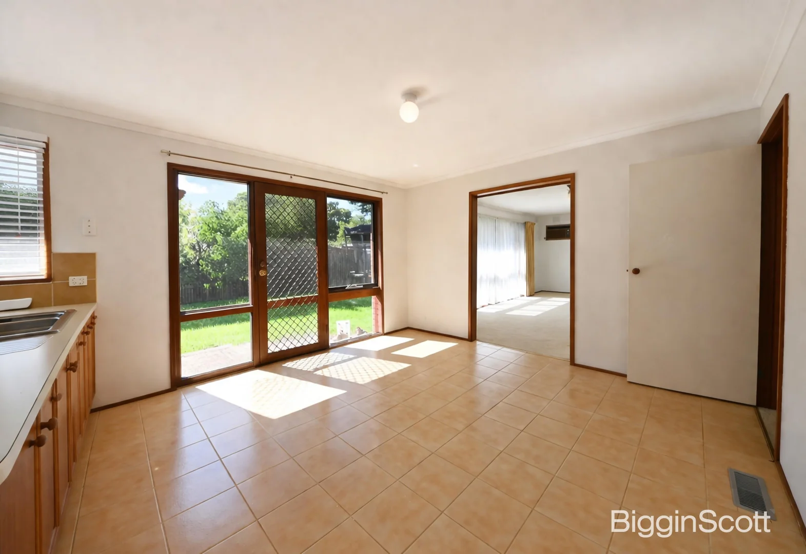 Additional image 5 of 94 Cootamundra Drive, Wheelers Hill VIC 3150