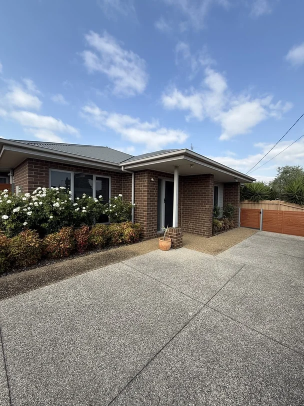 36 Watsons Road Road, Newcomb VIC 3219