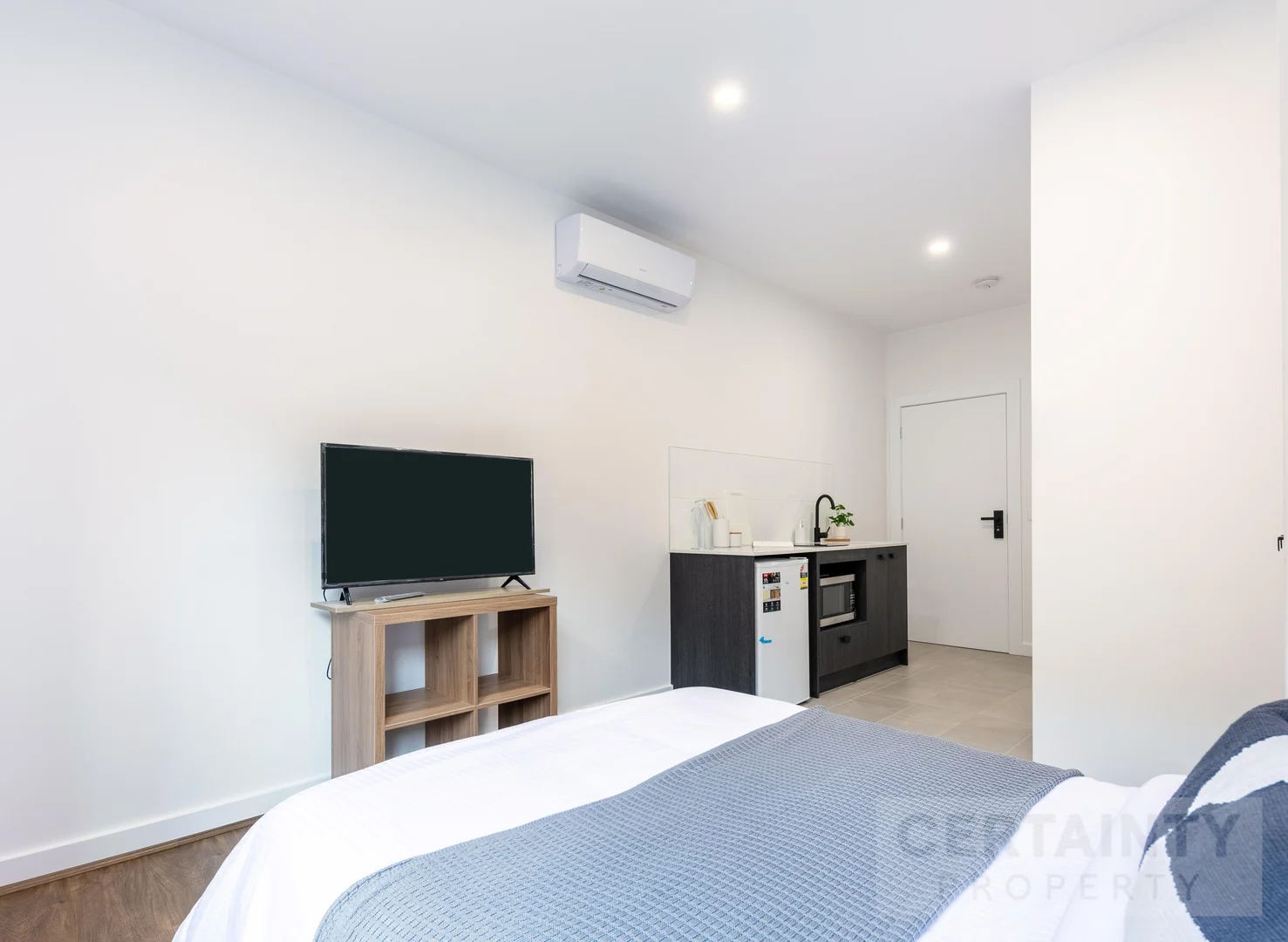 Additional image 3 of Room 1/43 Edgar St, Werribee VIC 3030