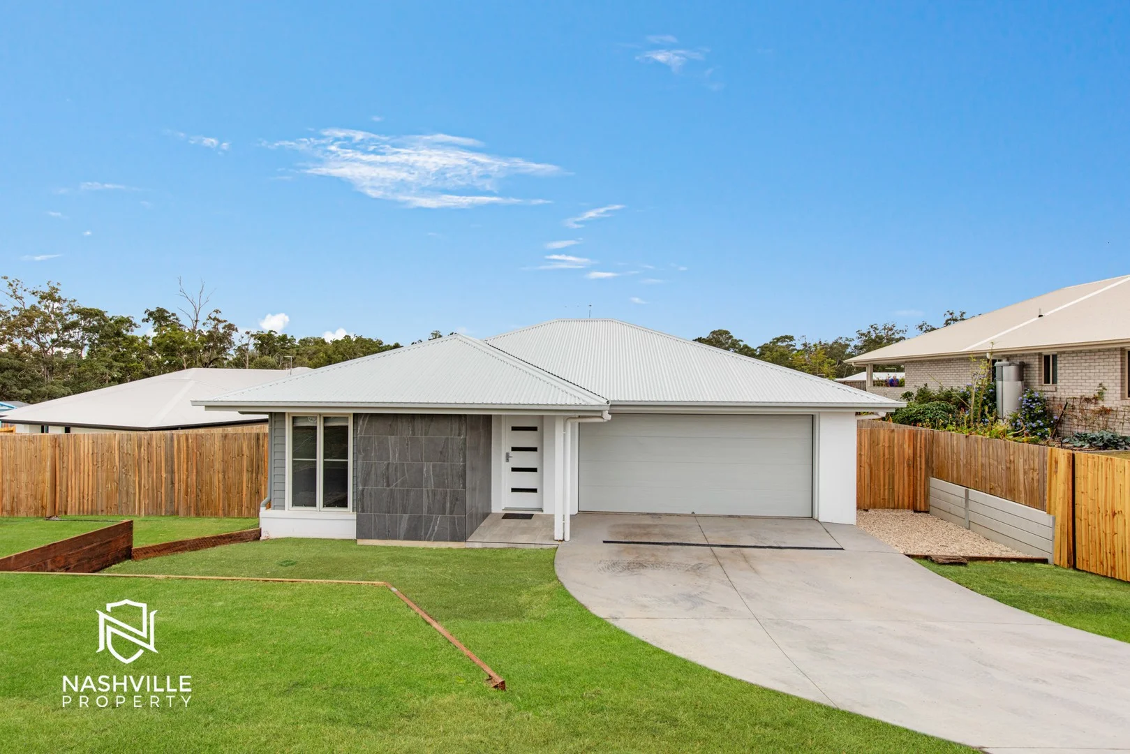 24 Scenic Drive, Southside QLD 4570