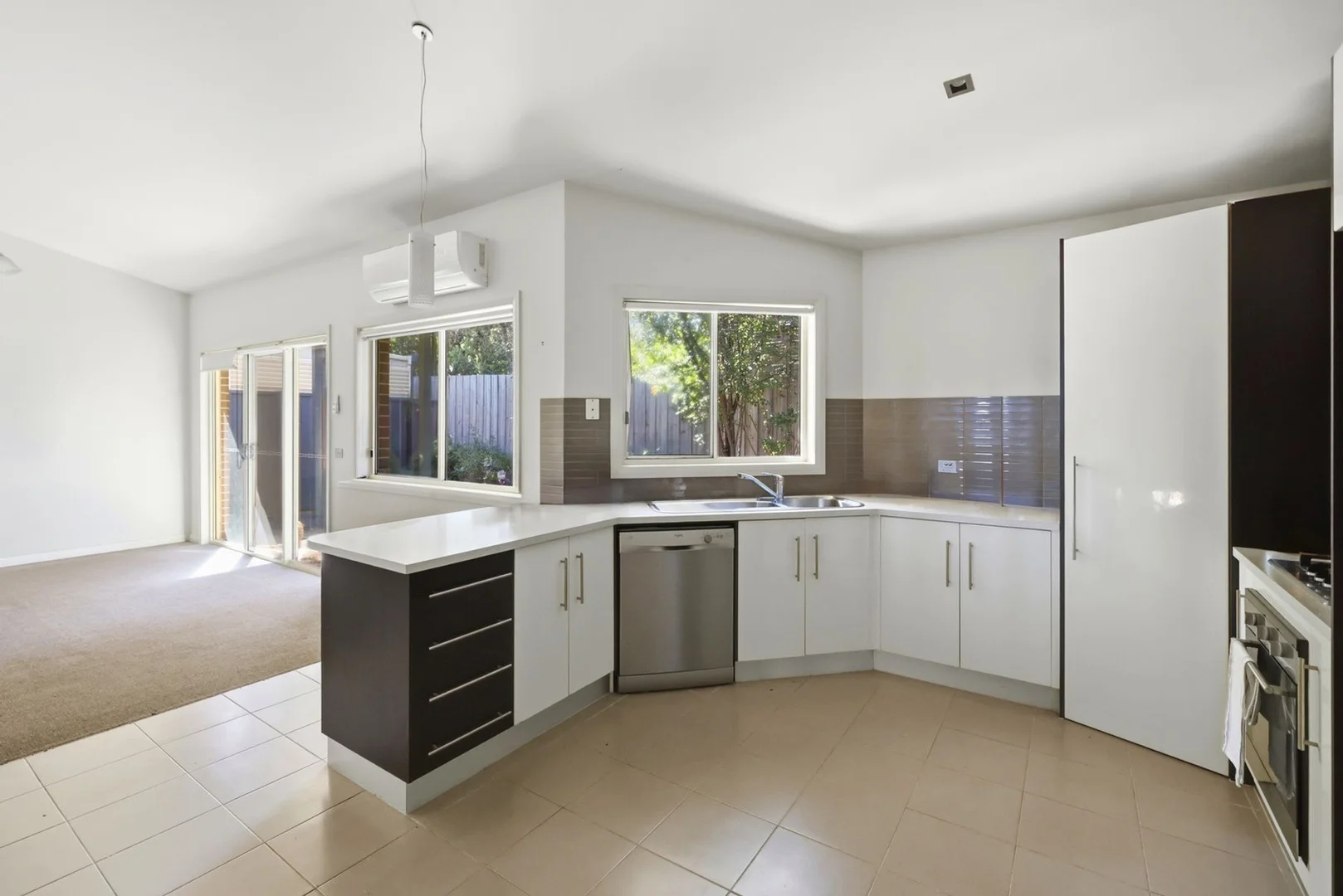 Additional image 2 of 2/8 Younger Street, Bacchus Marsh VIC 3340
