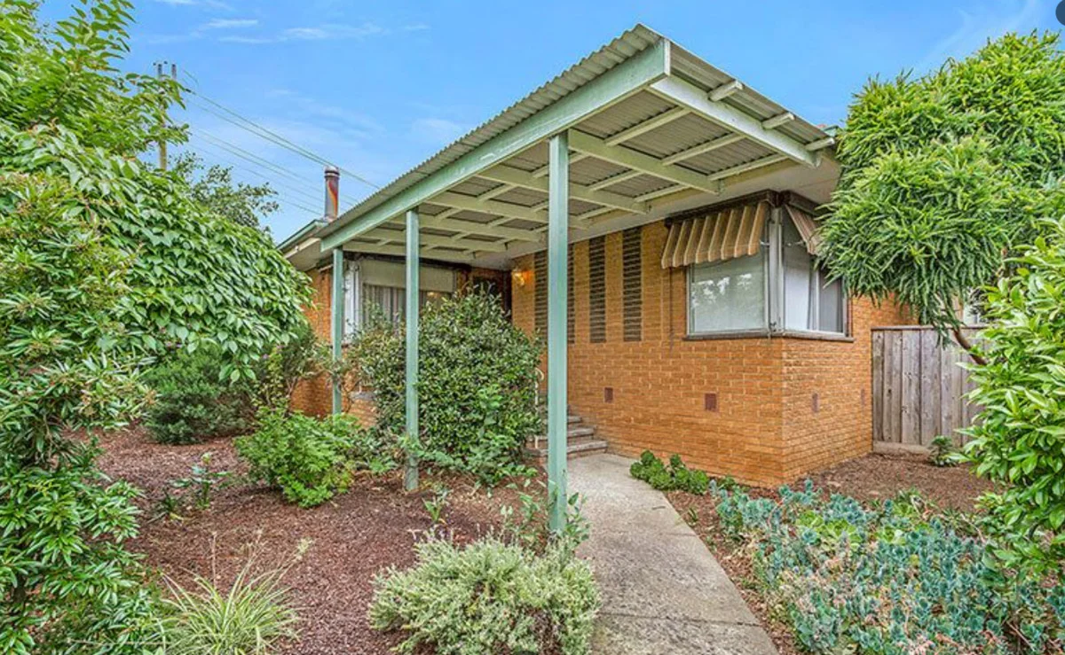 17 Arnold Drive, Scoresby VIC 3179