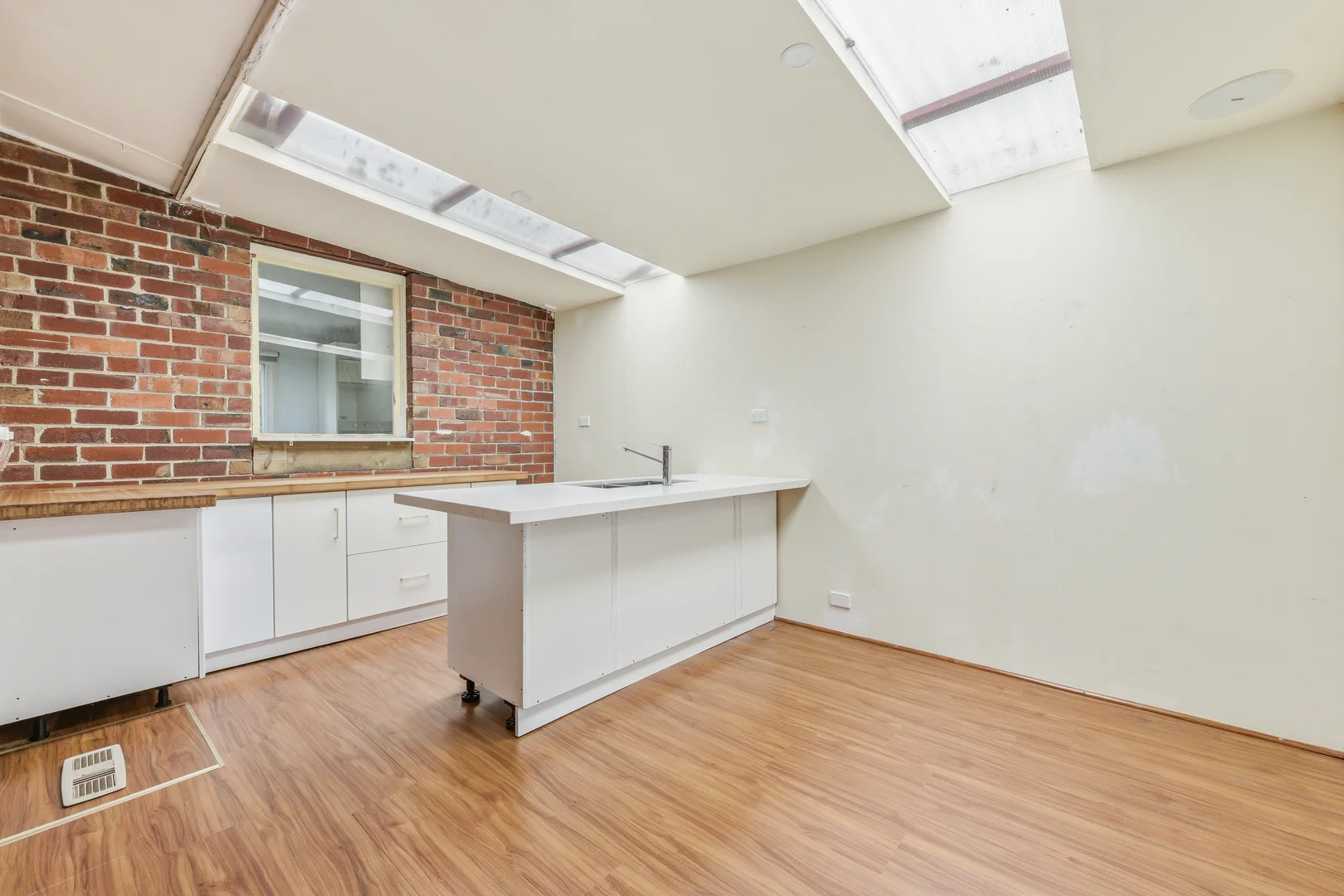 Additional image 7 of 5 Martin Court, Forest Hill VIC 3131