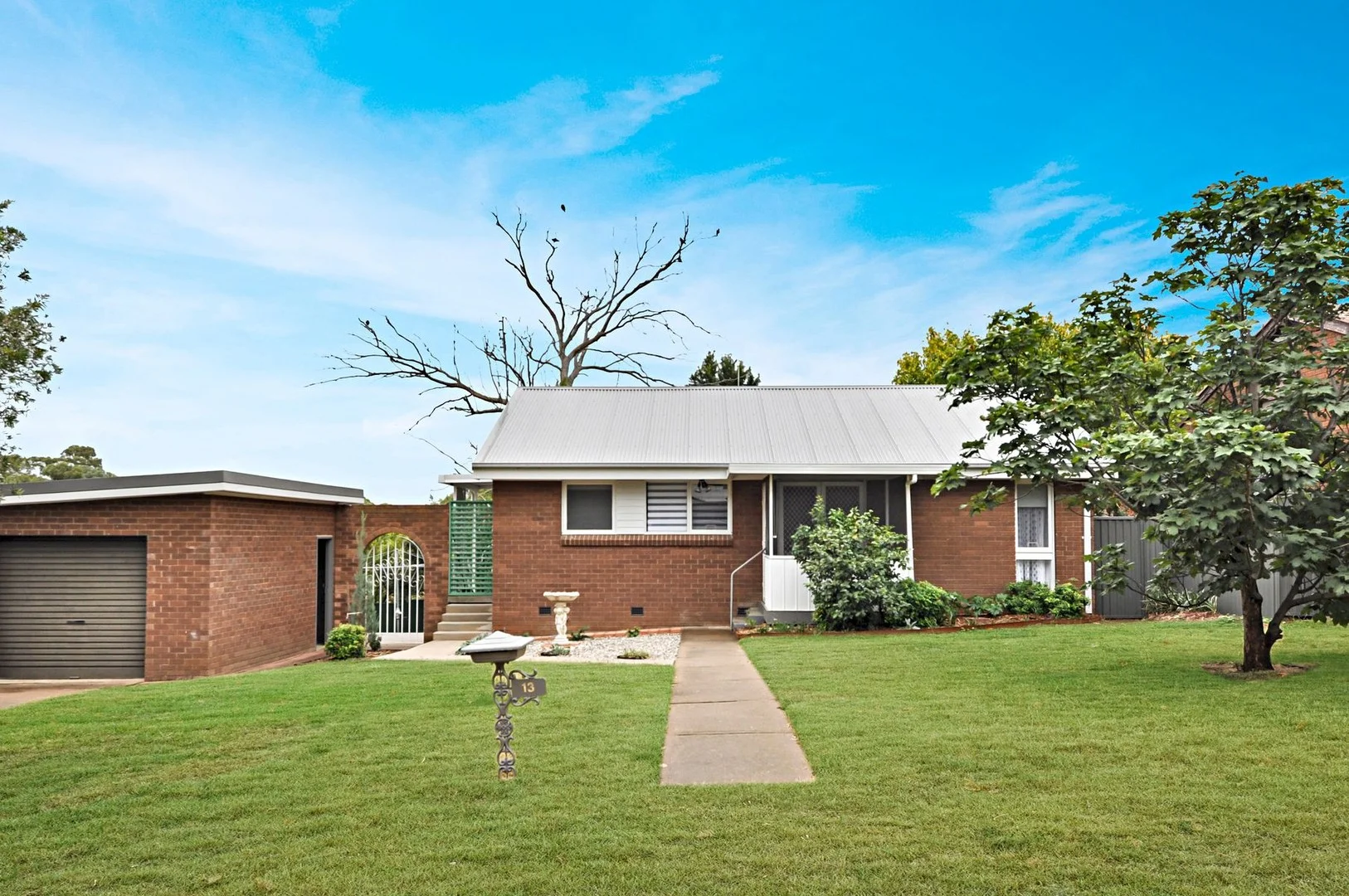 13 Winslow Place, West Bathurst NSW 2795