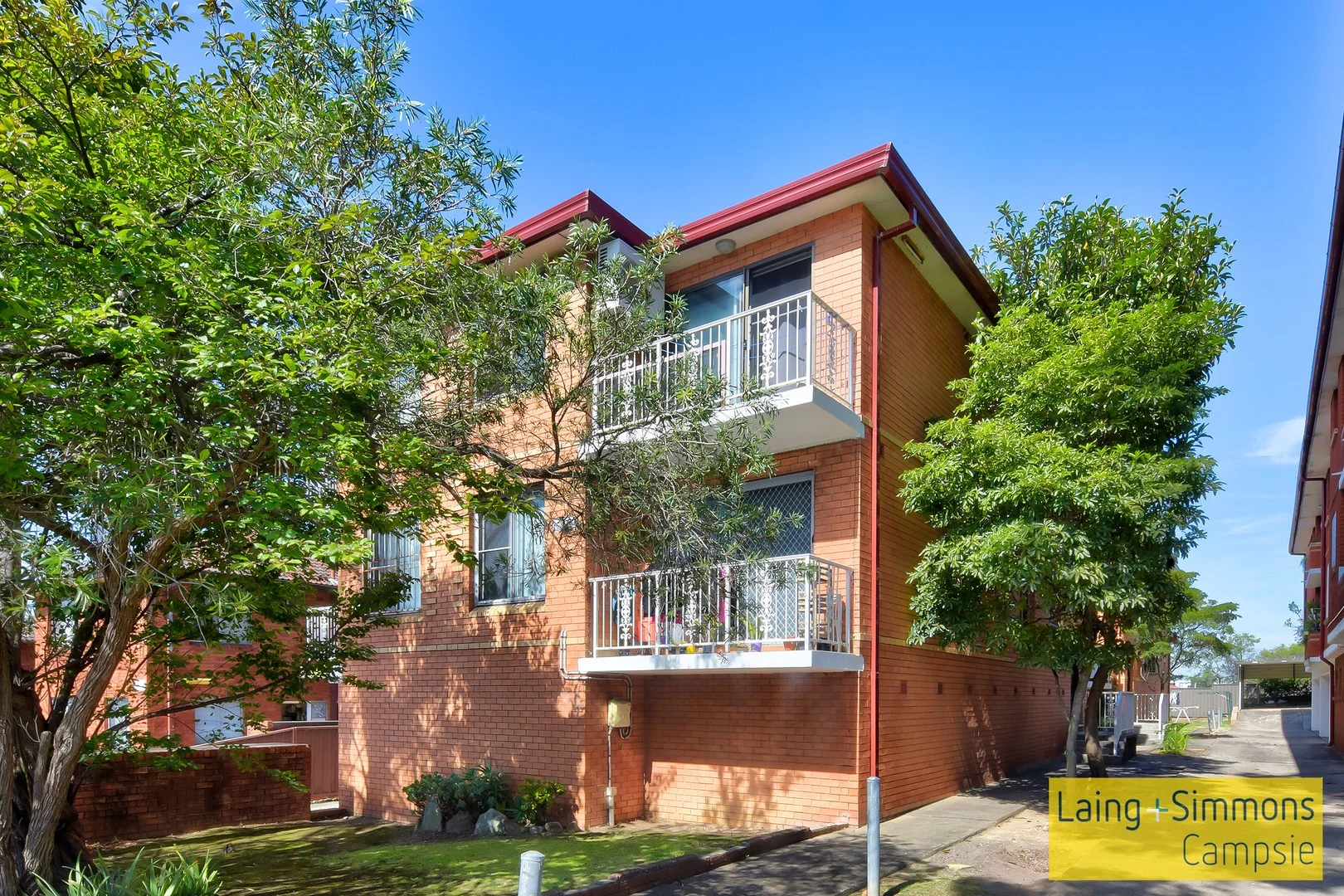 2/35 Bexley Road, Campsie NSW 2194