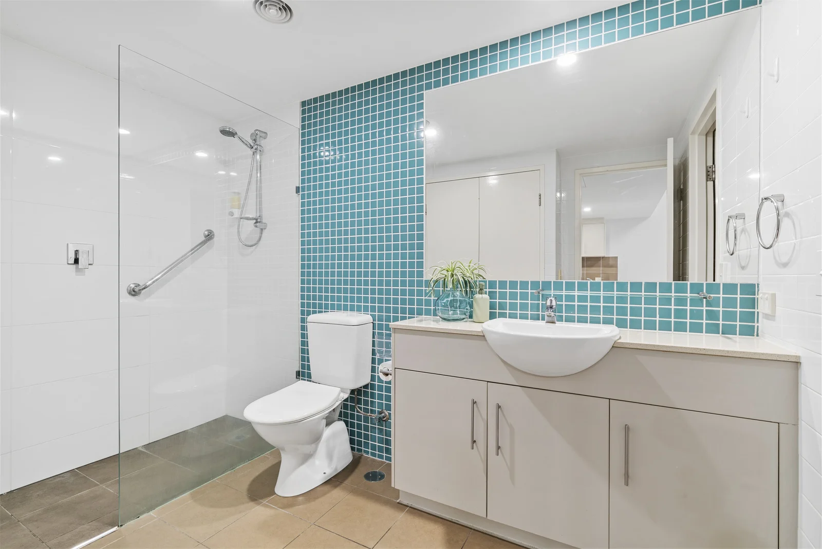 Additional image 7 of 1078/1 Ocean Street, Burleigh Heads QLD 4220