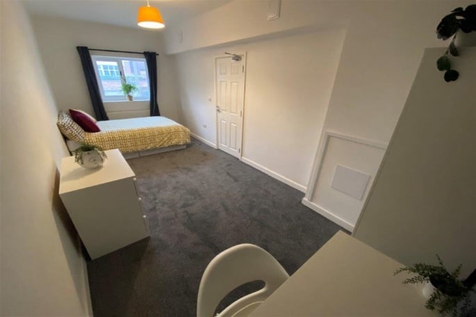 Additional image 8 of 8 Bed Semi-Detached House, Abbey Road, NG9, N1 7GU
