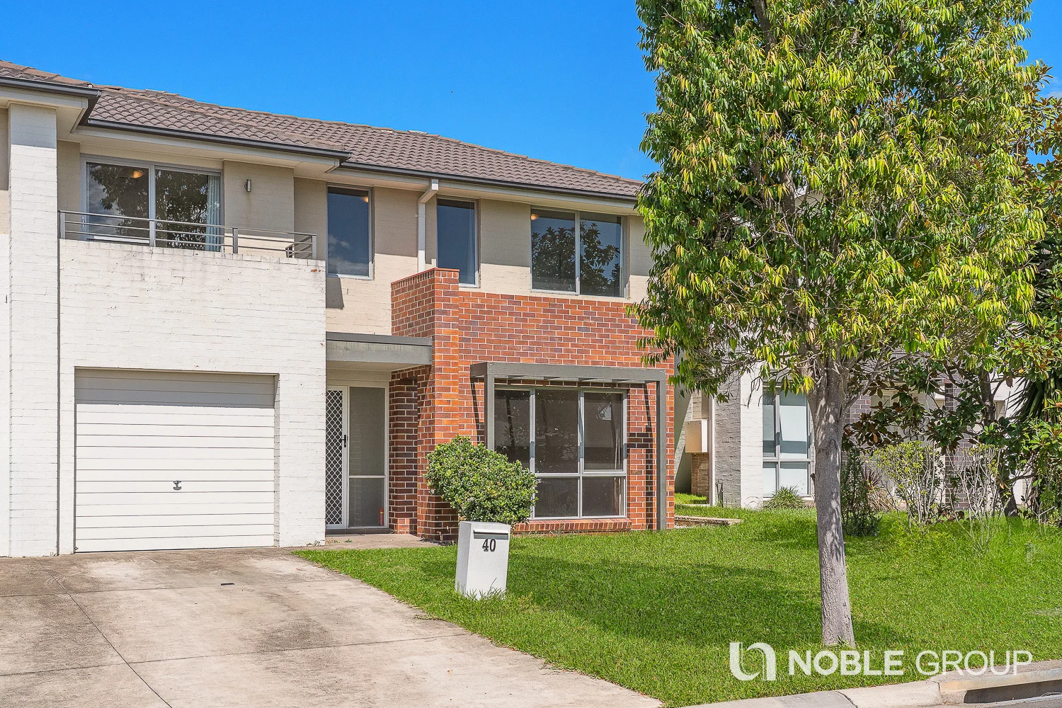 40 Eleanor Drive, Glenfield NSW 2167