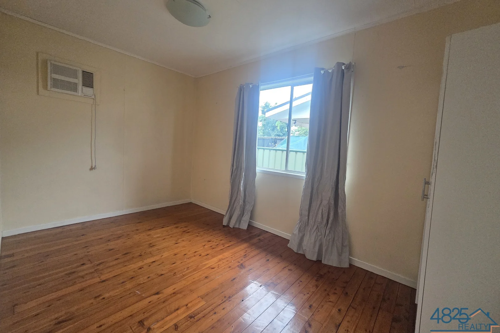 Additional image 11 of 71 Sunset Drive, Mount Isa QLD 4825