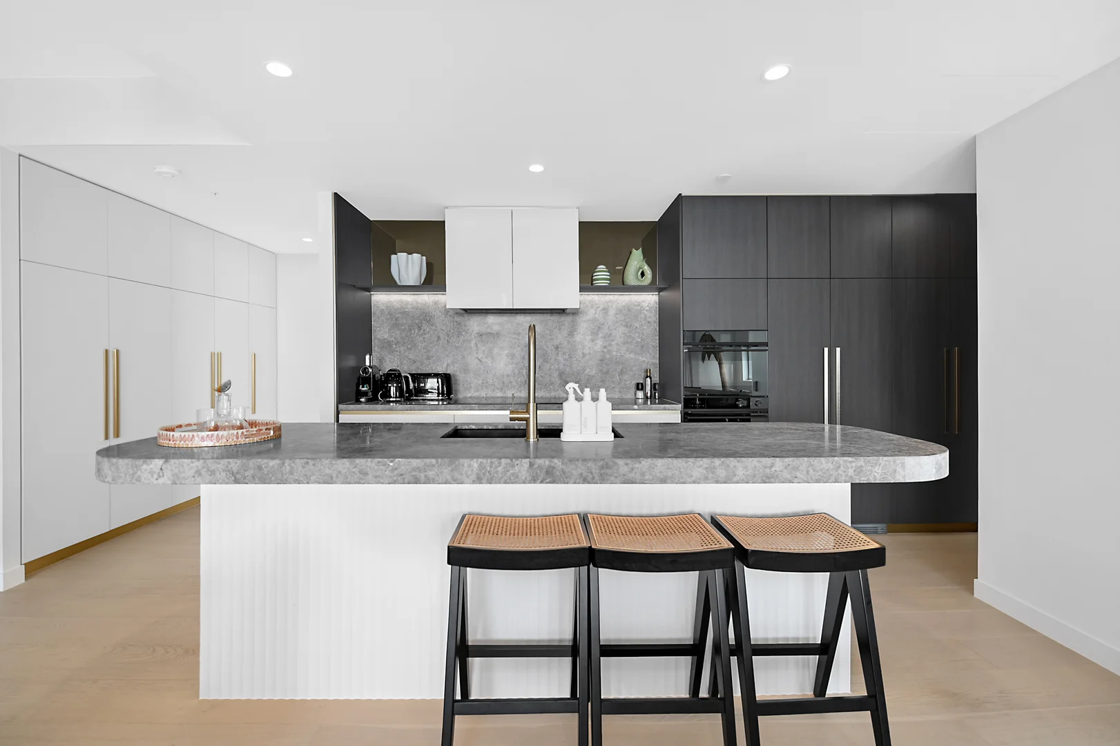 Additional image 3 of 1402/122 Surf Parade, Broadbeach QLD 4218