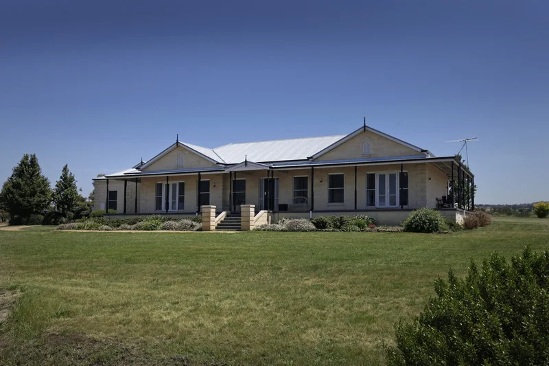 582 Mt Aitken Road, Diggers Rest VIC 3427