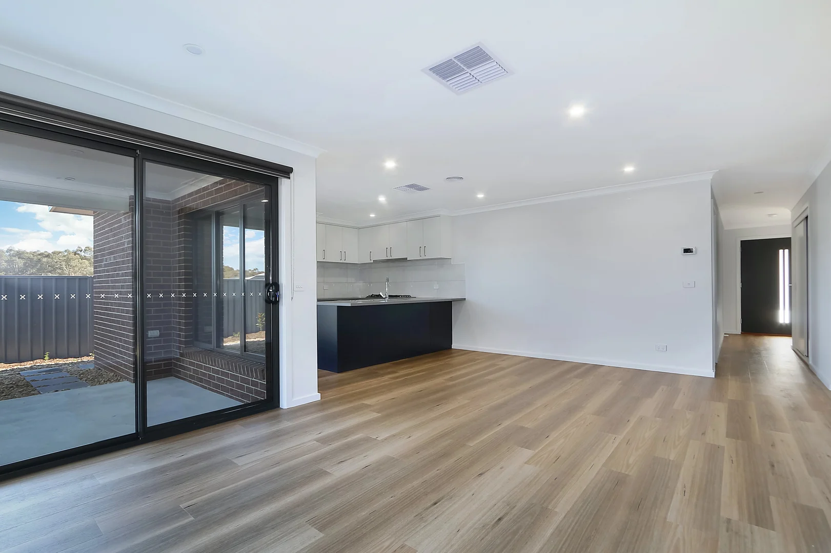 Additional image 3 of 128 Millford Cres, Thurgoona NSW 2640