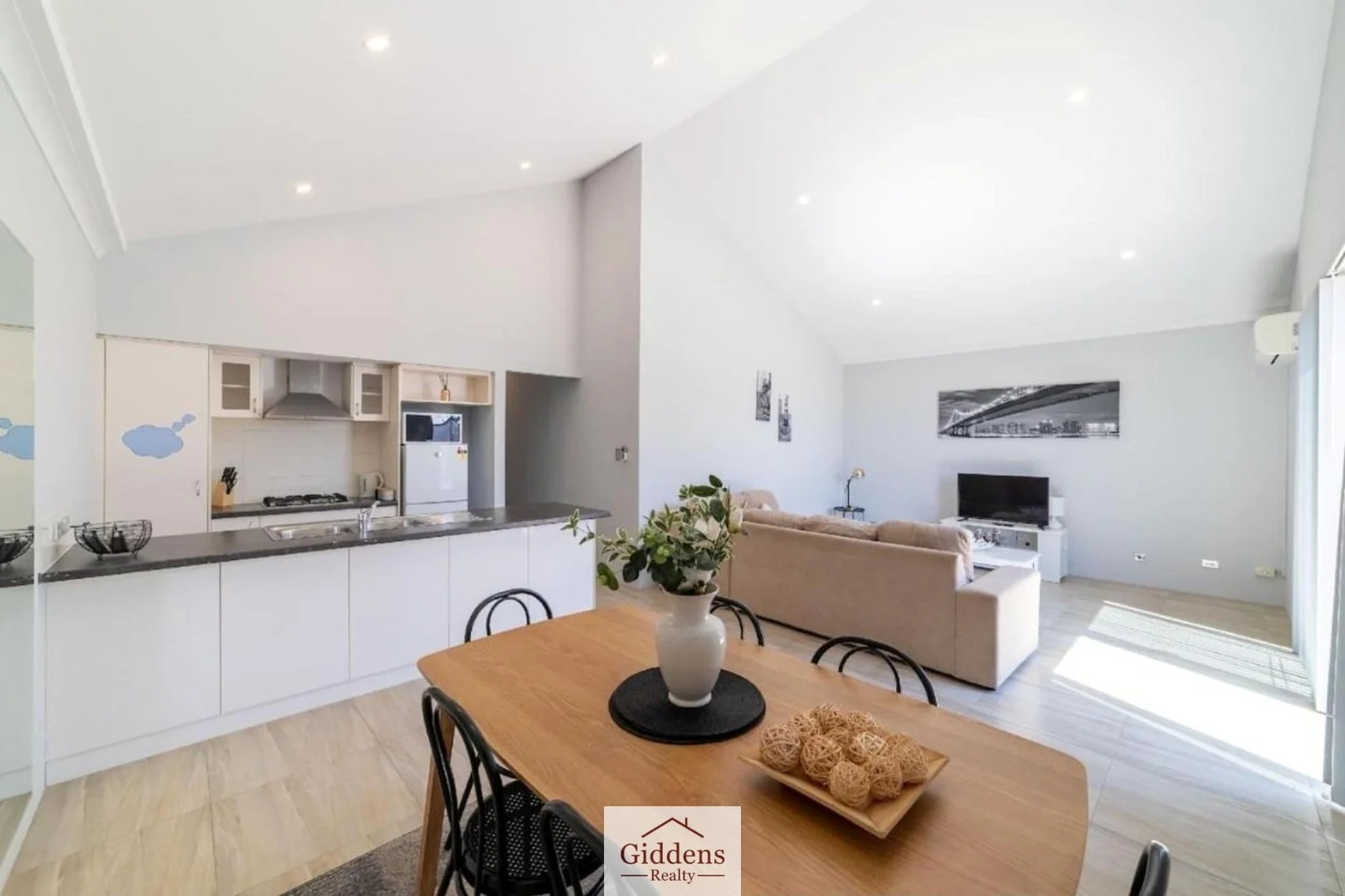 16 Flecker Promenade, Aveley WA 6069