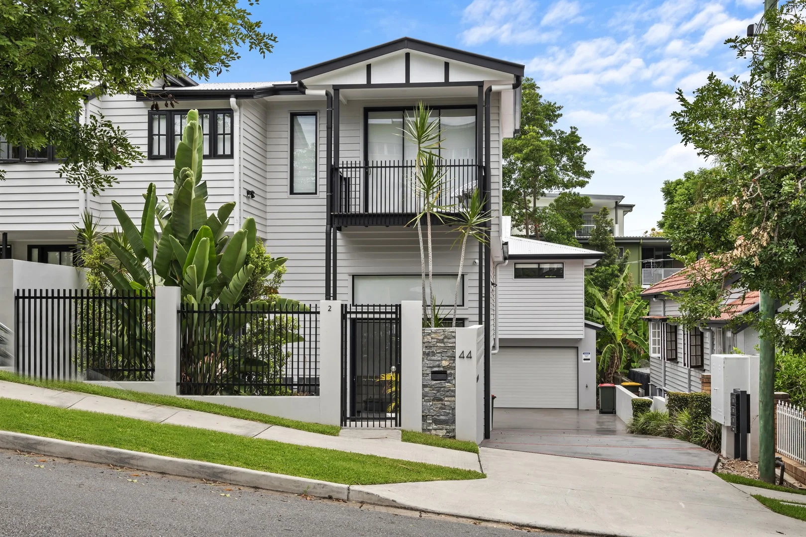 2/44 Beth Eden Terrace, Ashgrove QLD 4060