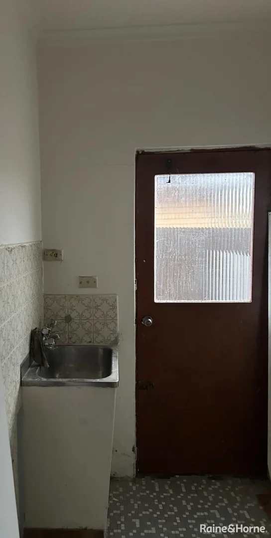 Additional image 6 of 1/6 Kings Road, St Albans VIC 3021