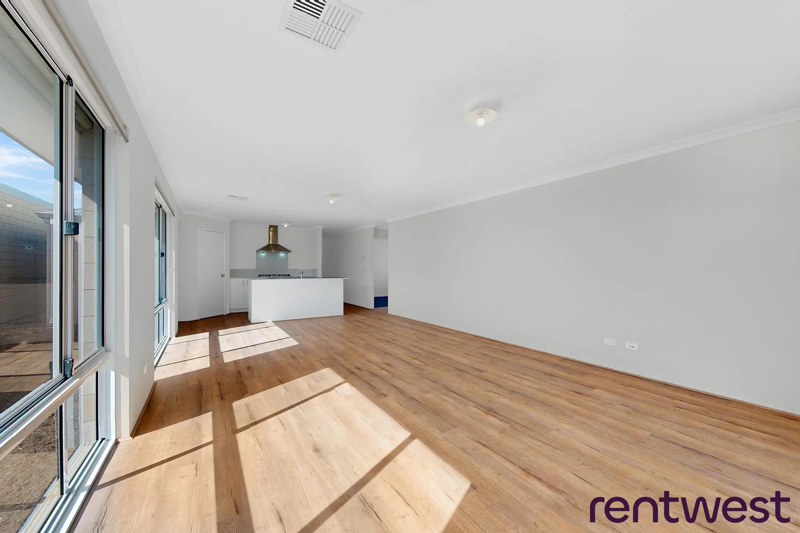 7 Medina Way, Dawesville WA 6211 photo 4