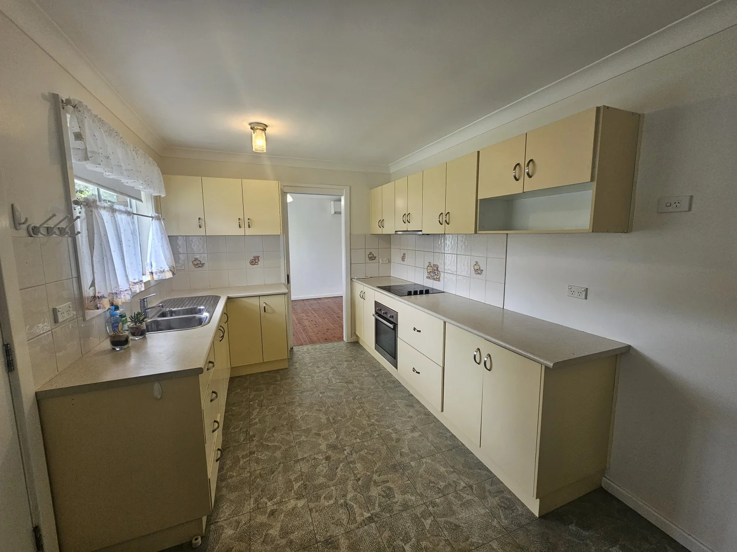 Additional image 3 of 11 Meroo Street, Bomaderry NSW 2541