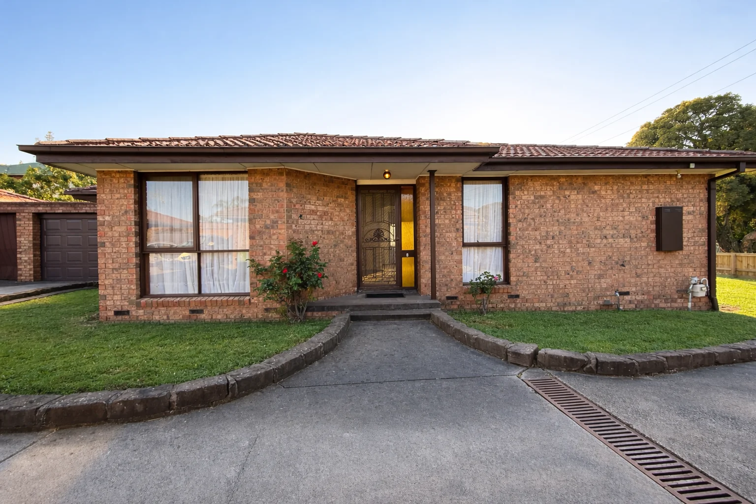 4/27 Whitelaw Street, Reservoir VIC 3073