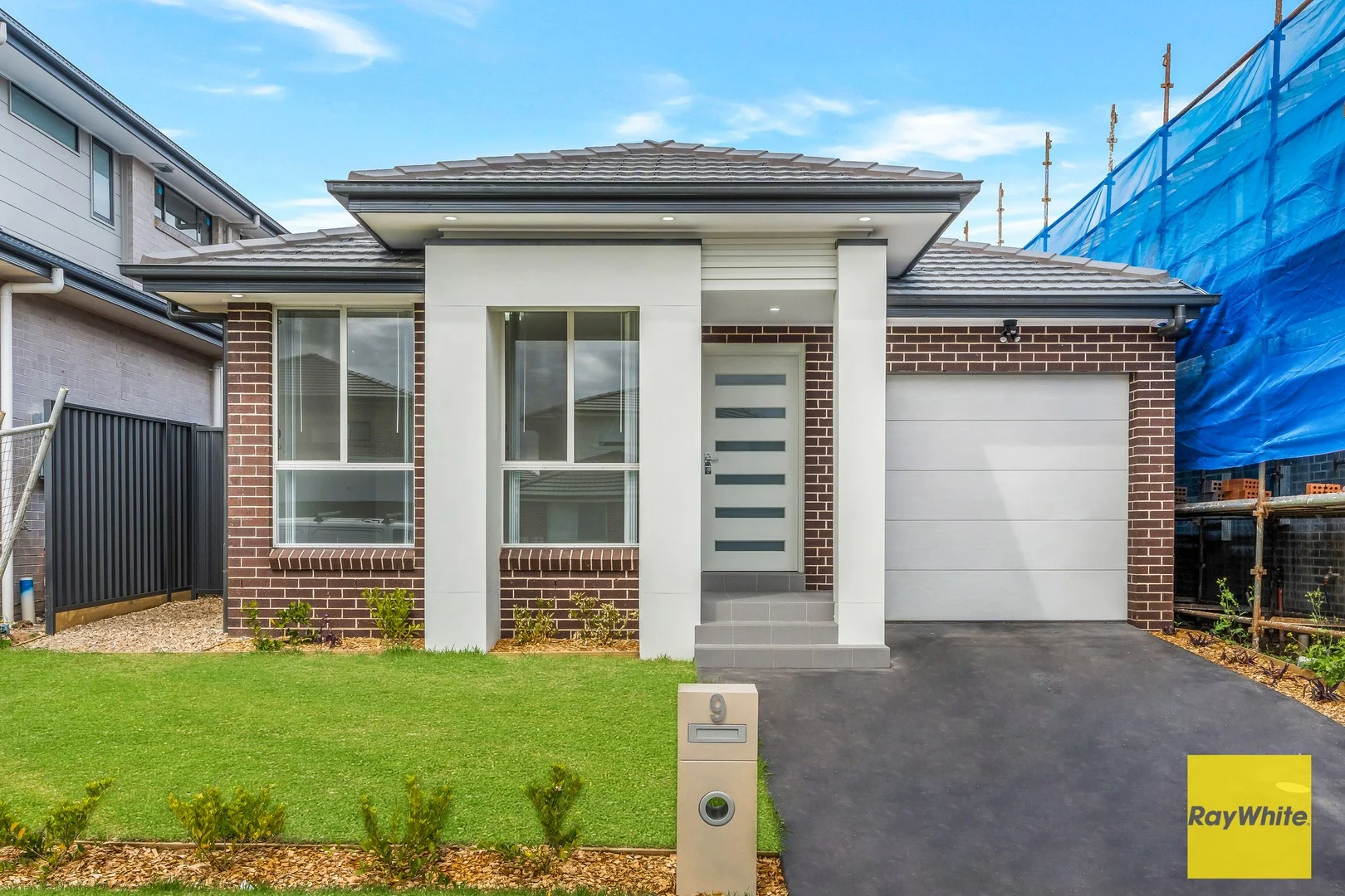 9 Aroona Ave, Austral NSW 2179