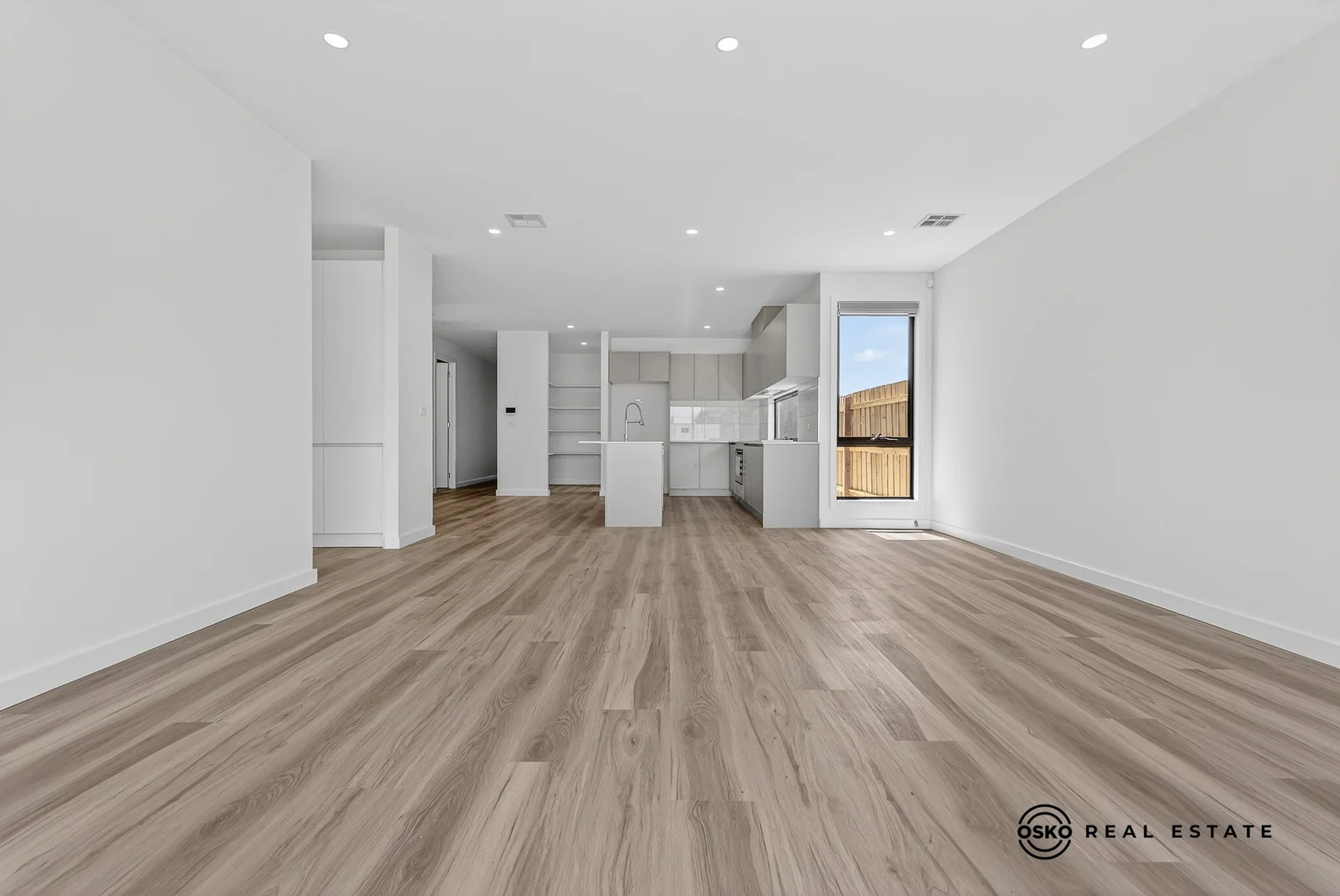 Additional image 9 of 50 Penstone Crescent, Lara VIC 3212