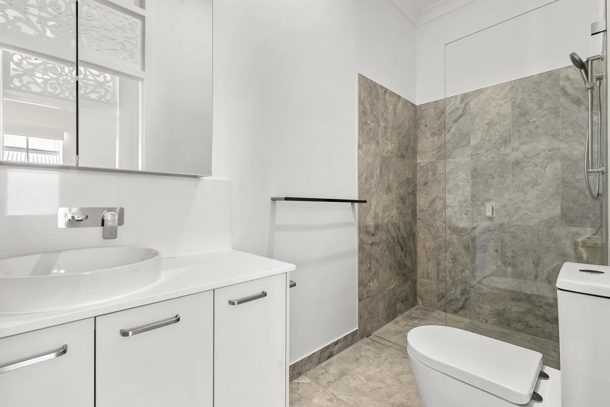 Additional image 12 of 2/13 Chermside Street, Teneriffe QLD 4005