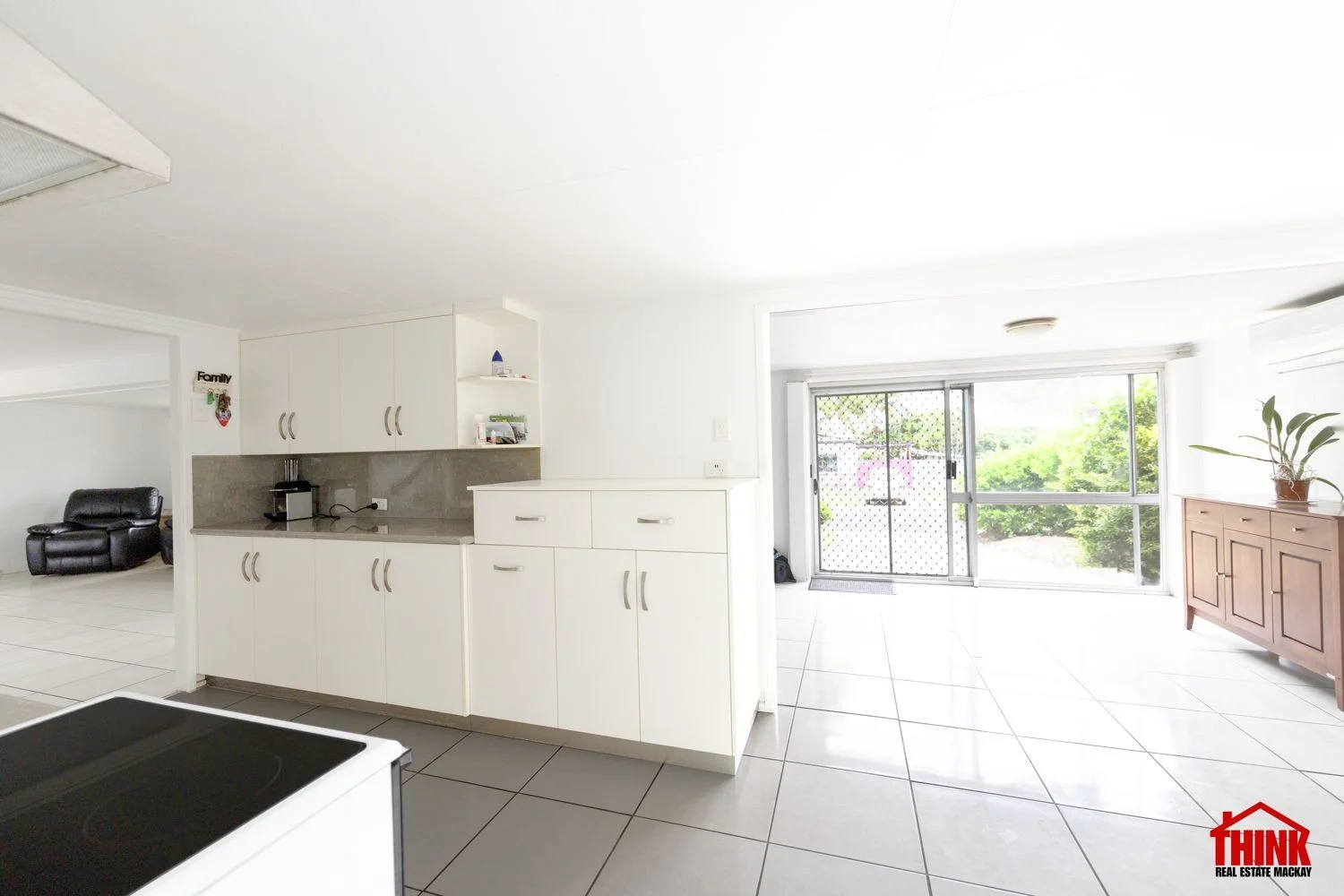 Additional image 33 of 25 Casuarina Street, Slade Point QLD 4740